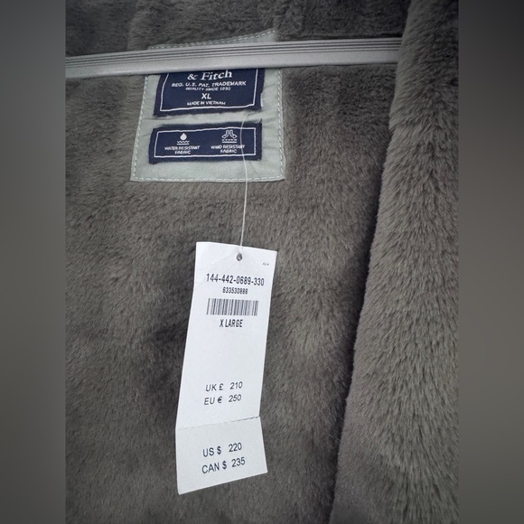 Abercrombie & Fitch Sage Shiny Parka with Fur Trim - Picture 9 of 10
